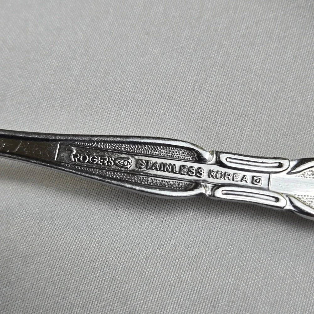 15 Piece Rogers Stainless Korea Flatware Set Auberge Pattern Forks Spoons